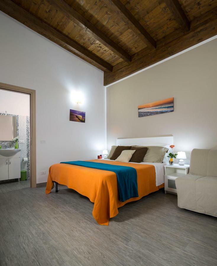 Airport Home & Bringo Car Rental Carini Exterior foto
